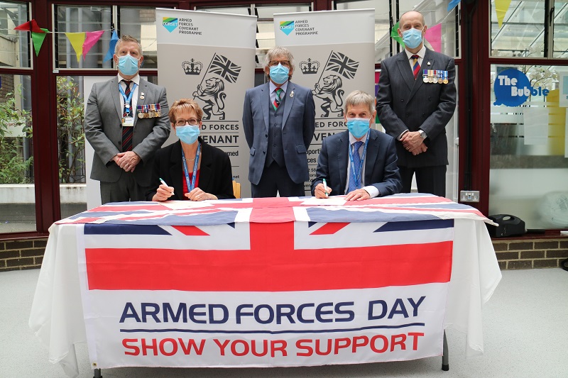 uhd armed forces convenant signing ltor andy whittingham debbie fleming kevin moore david moss shane mccabe