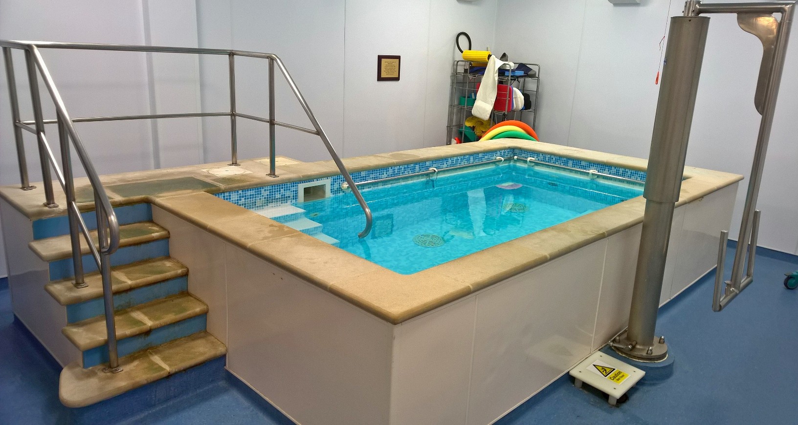 hydrotherapy pool